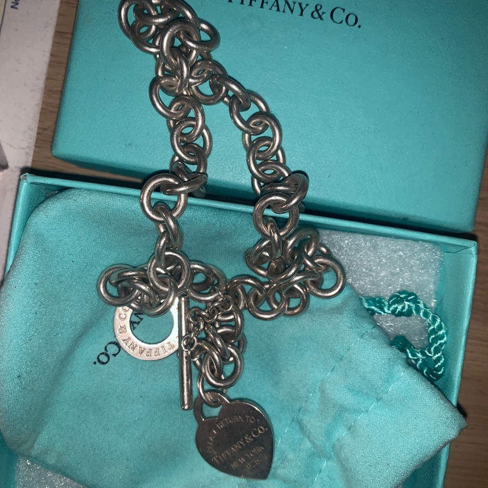 tiffany’s heart necklace